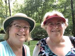 Hot Springs: BBQ, Bathhouses and Gardens