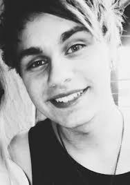 Michael Clifford Black And White Displaying 20 Gallery Images For Michael Clifford Black And White 5sos Michael Michael Clifford Michael