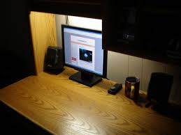 How To Un Clutter Your Desk With Fluorescent Lighting