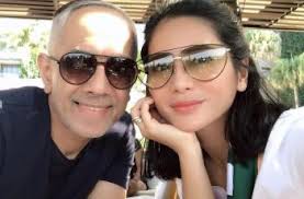 Instagram stats for bungazainal05 instagram account. 3 Bisnis Bunga Zainal Heboh Pasca Beri Tips Cari Suami Tajir Matamata Com