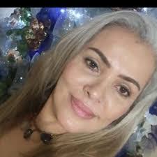 Raquel Victoria's Instagram, Twitter & Facebook