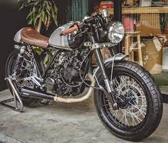 Stallions Centaur Cafe The Buck Concept Design By Zeus Custom Retro Bike Custom Cafe Racer Cafe Racer Style