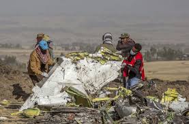 Nach dem absturz einer seilbahn mit 14 toten in norditalien geht die suche nach der unglücksursache weiter. Ethiopian Airlines Boeing Muss Nach Flugzeugabsturz Fragen Beantworten Panorama Stuttgarter Zeitung