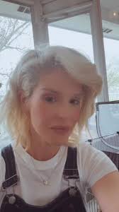 What Happen to Kellystrong