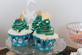 The simplest option of all is to dye glazes and buttercream a beautiful array of ombré colors, then frost each cupcake using a different hue. Christmas Cupcakes Recipe And Decorating Ideas For Children