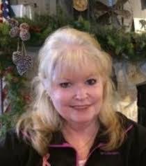 Constance Lynn's Instagram, Twitter & Facebook