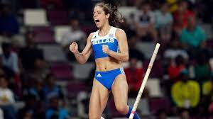 Special thanks to stuart weir on including these pole vault webinars on @runblogrun. Stefanidi Overcomes Heat To Win Pole Vault Garden Clash Abc News