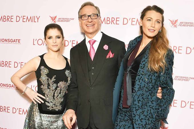 Blake Lively and Anna Kendrick Are 'Amazing' in A Simple Favor 2, Says  Director