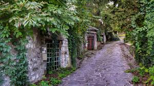 Století zde žil ferenc kazinczy , jeden z reformátorů maďarského jazyka. Die Marchenwelt Der Ungvari Kellerreihe In Satoraljaujhely Wunderbaresungarn De