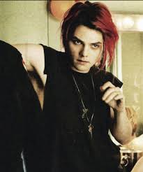 Pin By Shawna Williams On Gwhiz Gerard Way Red Hair Gerard Way My Chemical Romance