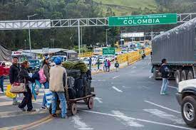 Lima dictó estado de excepción por 60 días en provincia fronteriza con colombia, por posible presencia de disidentes de las desmovilizadas farc y el territorio declarado en emergencia está en la ribera derecha del río putumayo, que divide los territorios de perú y colombia, y pertenece a la. Colombia Abre Fronteras Con Brasil Ecuador Panama Y Peru Y En 12 Dias Lo Haria En Venezuela