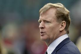 Mar 11, 2020 · nfl commissioner roger goodell has played an instrumental role in the league's rise to international business success, and the 32 team owners pay him well for his work. Report Roger Goodell Seeking 50m Salary Private Jet For Life In New Contract Bleacher Report Latest News Videos And Highlights