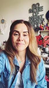 Rita Roop's Instagram, Twitter & Facebook