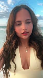 Lily Nickerson's Instagram, Twitter & Facebook