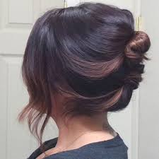 This is quite a unique take on the beautiful messy bun when you don't have the luxury of length, you have to settle for small hair buns and here we have a. 40 Quick And Easy Short Hair Buns To Try Frisur Hochgesteckt Hochsteckfrisur Mittellange Haare