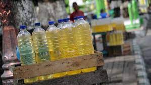 Kami menerima grosir dan eceran. Dampak Rusuh Harga 1 Liter Premium Eceran Di Jayapura Rp 50 000