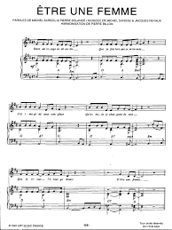 C'est après une interruption militaire forcée que michel sardou revient avec son 4ème. Etre Une Femme