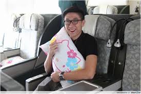 Eva air's distinctive hello kitty jets have temporarily ceased flying. First Look Inside Eva Air S Hello Kitty Airplanes Flying From Singapore In June 2015