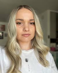 Holly Fine (@holleeze) • Instagram photos and videos