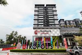 If you read through the reviews, you'd notice common words like 'excellent food', 'good kelantanese food' and 'good value for money'. Pj1 Utropolis Lifestyle Suites At Glenmarie Shah Alam Apartment Shah Alam