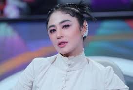 Deretan Artis Indonesia yang Menikah dengan Manajernya, Ada yang Berakhir  dengan Perceraian