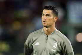 Boeken van cristiano ronaldo lezen? Juventus Turin Juve Youngster Wunscht Sich Verbleib Von Cristiano Ronaldo Will So Sein Wie Er