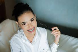 Compare your salary with the national and state salaries for orthodontists. Teeth Straightening By Braces Cost In The Uk And Abroad Types