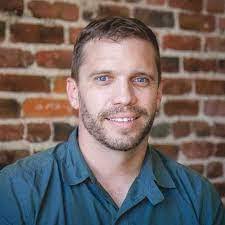 Aaron Belleth's Instagram, Twitter & Facebook