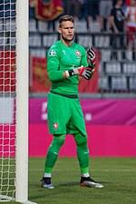 El guardameta internacional de 29 años se ha convertido en el primer futbolista checo de la historia nervionense tras. Tomas Vaclik Wikipedia