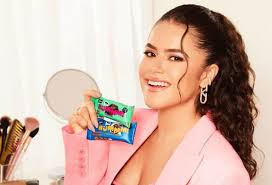 Melissa lança collab com obras de Tarsila do Amaral