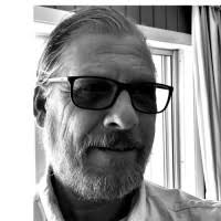 50+ perfiles de «Ellowitz»