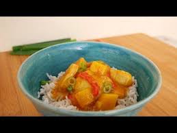 Gelbes Thai Curry Mit Hahnchen Mango Let S Cook Youtube In 2020 Thai Curry Thai Curry Mit Hahnchen Gelbes Thai Curry