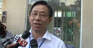 Cambodian Analyst Kim Sok Handed Prison Term And Fines in Defamation Case