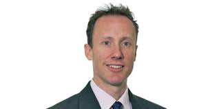 Against the tide: the contrarian fund investors