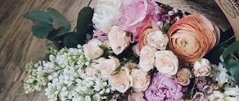 Quality fresh flowers by interflora florists in biggleswade. Skipps Florist Biggleswade Order Online Or 01767 313166