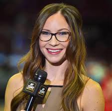 Serena Winters's Instagram, Twitter & Facebook