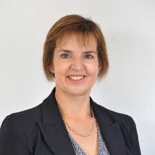 Corrine Mills's Instagram, Twitter & Facebook