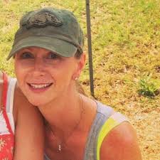 Amanda Wagler's Instagram, Twitter & Facebook