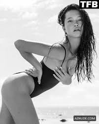 Lily Chee Sexy And Topless Photos Collection - AZNude