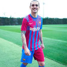 Rakuten is a japanese electronic based company. Fc Barcelona New Kit Fails To Impress Fans