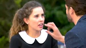 Luiza Fernanda Peres é uma jovem estudante que se apaixona pelo médico  Carlos!!!