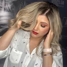 Any make up artist that can travel?