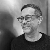 Robert Steers's Instagram, Twitter & Facebook