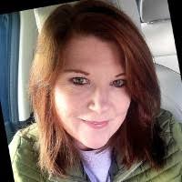 Ellen Minch's Instagram, Twitter & Facebook