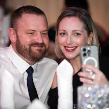 🥂❤️ Birthday & Anniversary ❤️🥂 Today is not only my birthday (last of my  30's) It's also our anniversary! 21 years ago we met and 17 years ago we  got married all