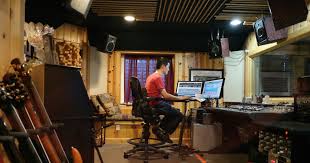 A surround sound system makes watching movies at home like watching movies. Setting Up 5 1 Surround Sound In Your Home Studio Soundfly