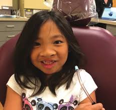 BRIGHT SMILES. BRIGHT FUTURE.