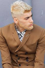 Zayn Malik S 2018 Hair Colors Green Silver More Platinum Blonde Hair Men Beyonce Hair Color Blonde Hair Shades While it is more bronde than blonde, this particular shade of blonde hair colour suits indian. pinterest