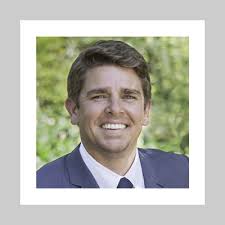 Evan Lash's Instagram, Twitter & Facebook