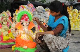 Deva shree ganesha song is from agneepath starring hrithik roshan, priyanka chopra and sanjay dutt. Ganesh Chaturthi 2020 Bappa Goes Online In Covid 19 Times With Zoom Facebook Google Arti Hindustan Times